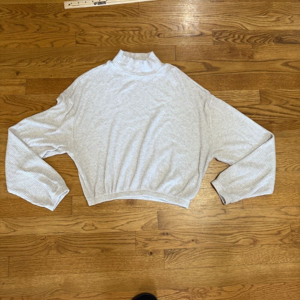 Garage Mock‎ Sweater Small
